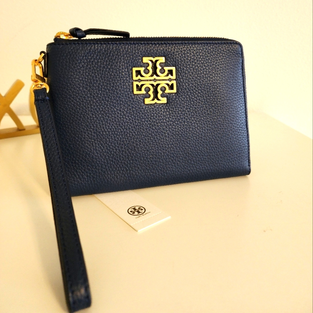 Tory Burch Wristlet